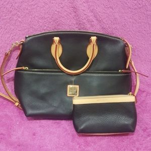 💖Dooney & Bourke Dillen Satchel💖